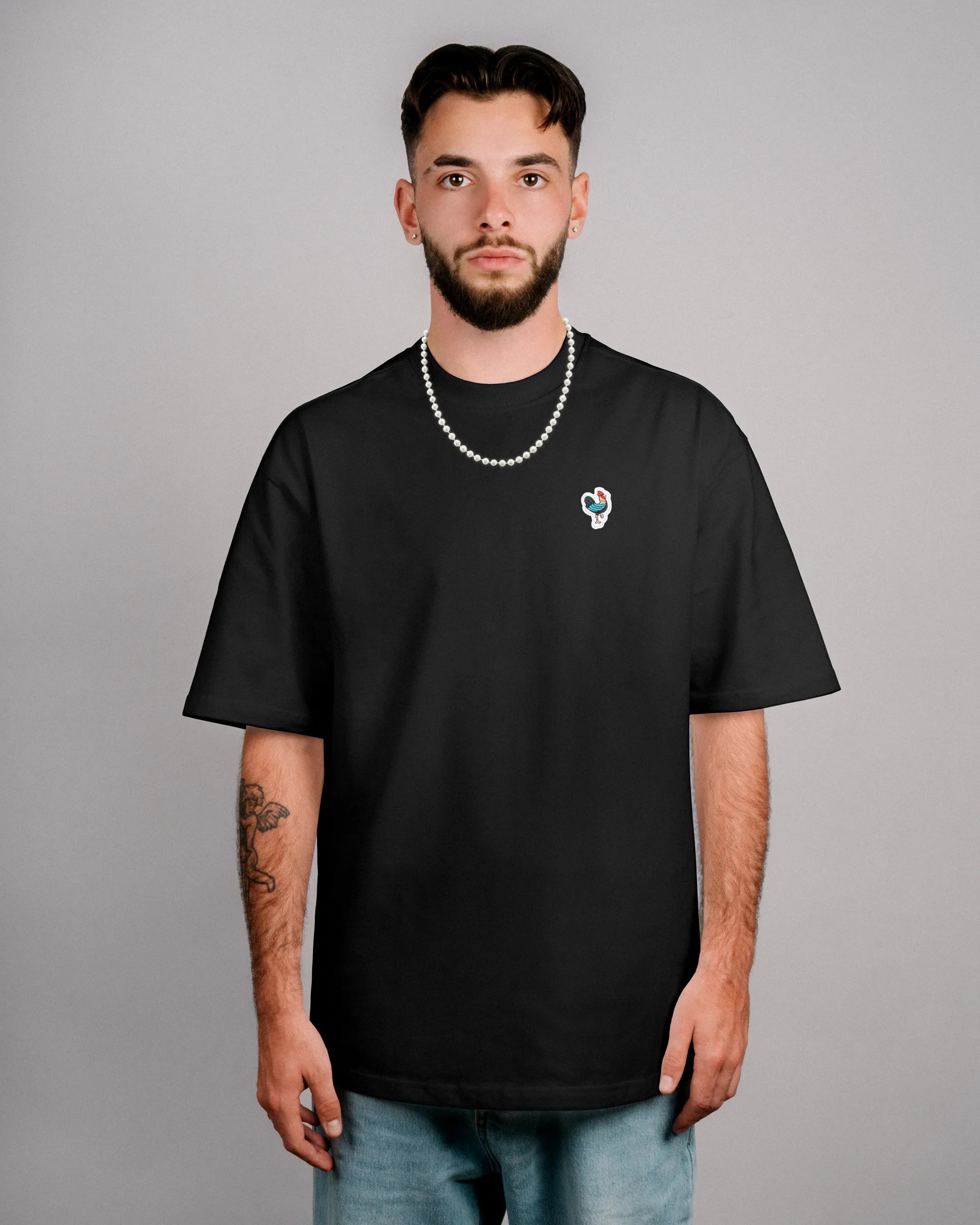Défier oversize T-Shirt with Rooster Patch in black