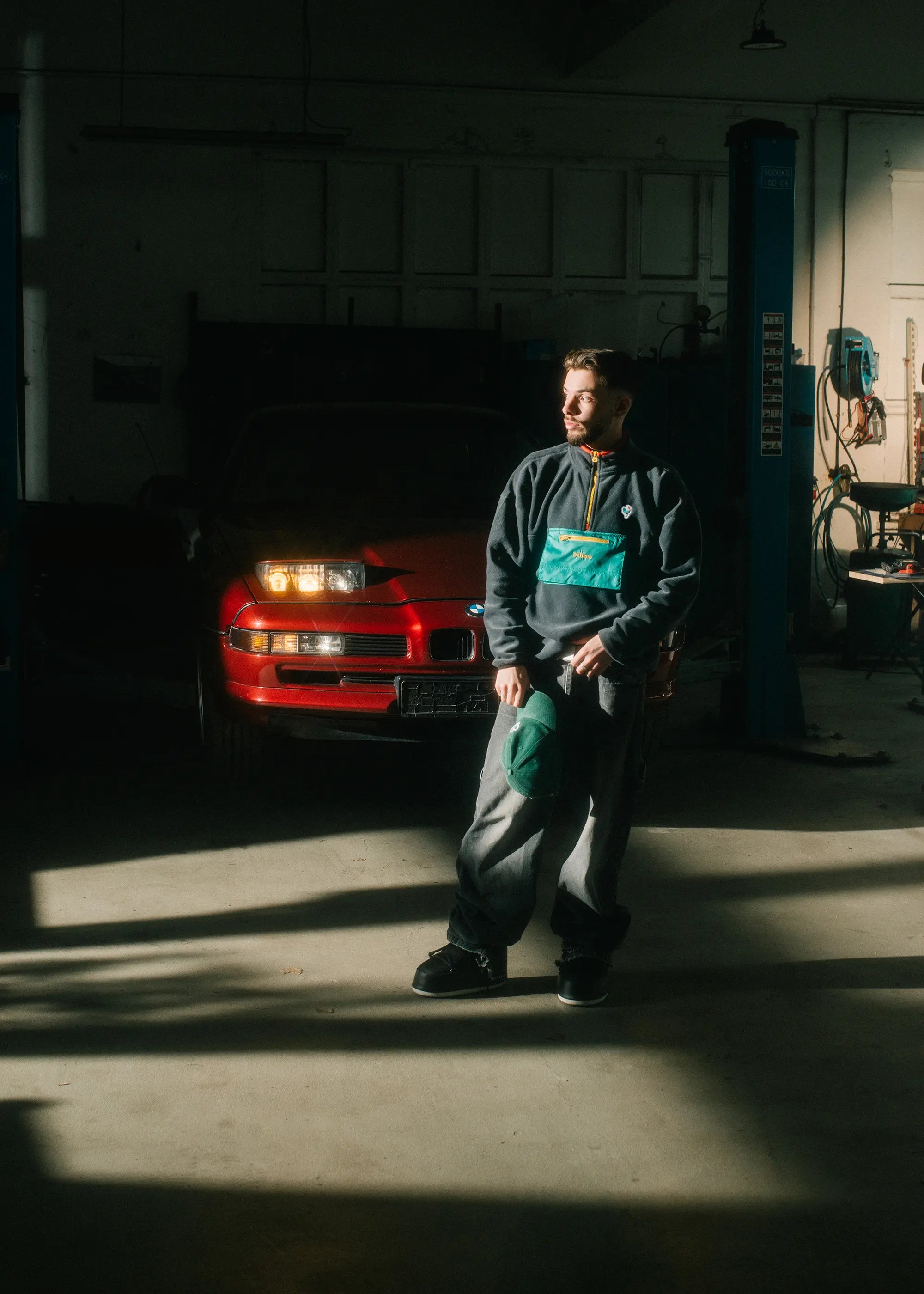 Défier Clothing Lookbook Fashion Photo of Integral Fleece Pullover by Jonas Berndt